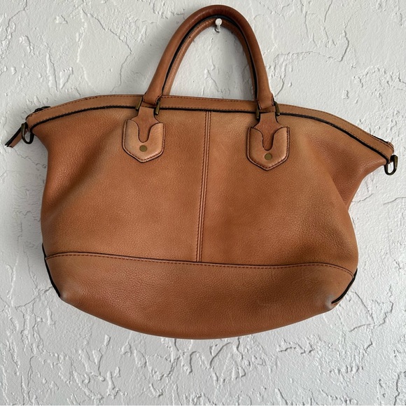Madewell Handbags - MADEWELL Soft Leather Hobo Handbag Full Zip Closure Tan Camel Minimalist Neutral